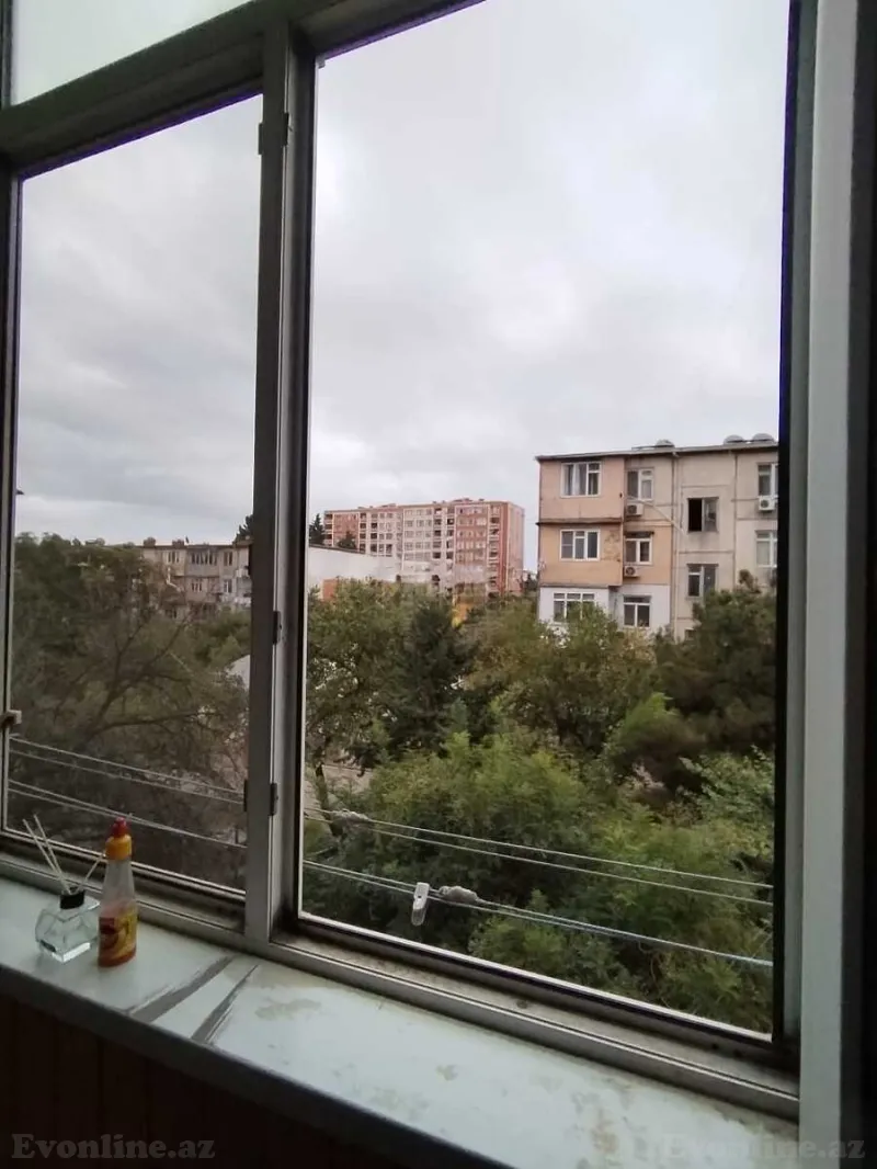 Kirayə verilir 2 otaqlı Mənzil Köhnə tikili 36 m² Memar Əcəmi m. - şəkil 4