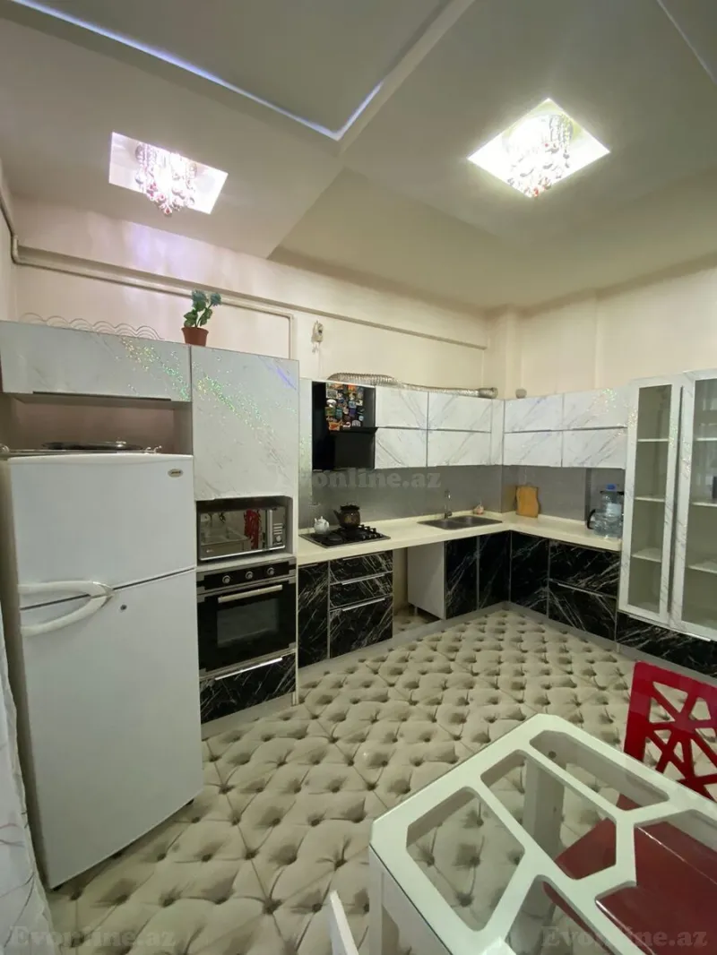 Kirayə verilir 3 otaqlı Mənzil Yeni tikili 150 m² Nəsimi r. - şəkil 7
