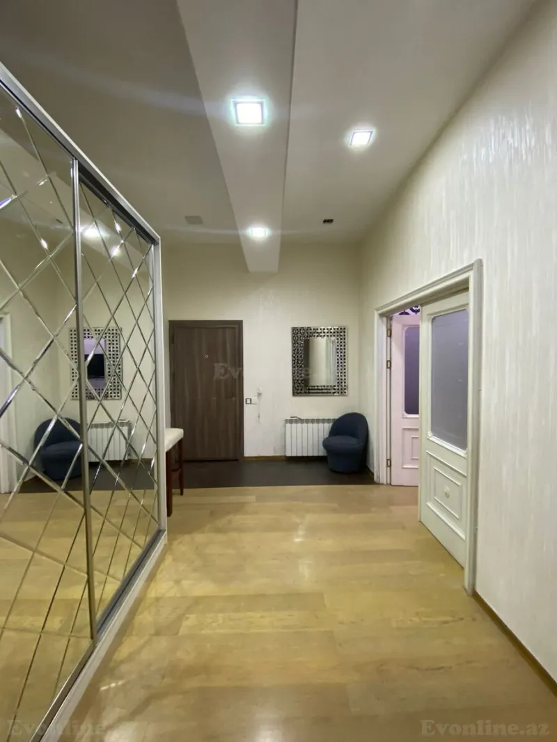 Kirayə verilir 3 otaqlı Mənzil Yeni tikili 150 m² Nəsimi r. - şəkil 13