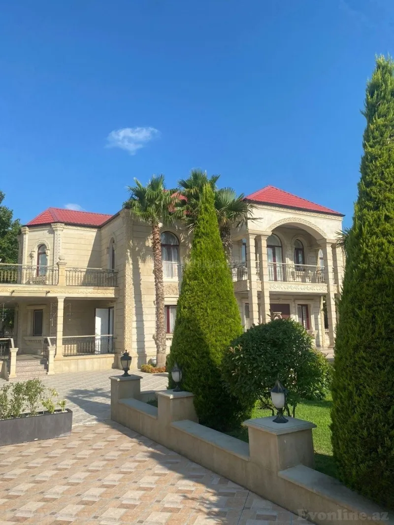 10 otaqlı Həyət evi 569 m² Novxanı Satılır