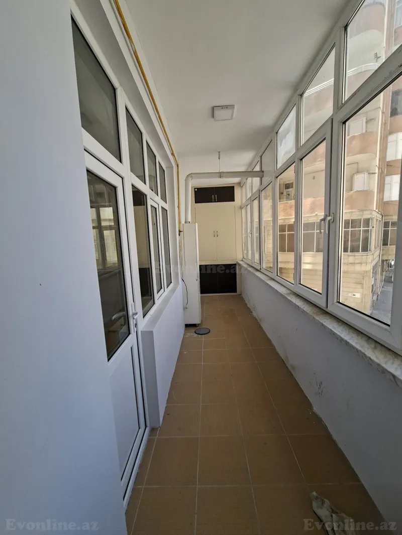 Kirayə verilir 2 otaqlı Mənzil Yeni tikili 100 m² İnşaatçılar m. - şəkil 12