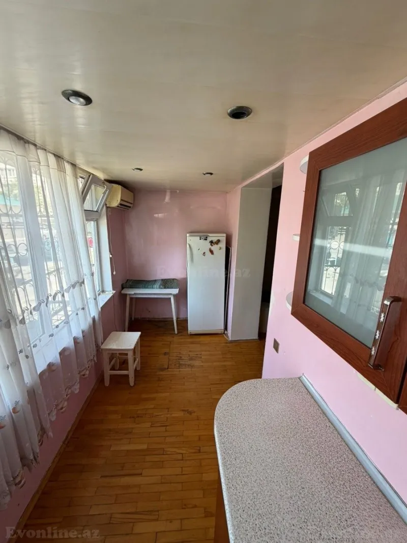 Satılır 2 otaqlı Mənzil Köhnə tikili 45 m² Xətai r. - şəkil 4