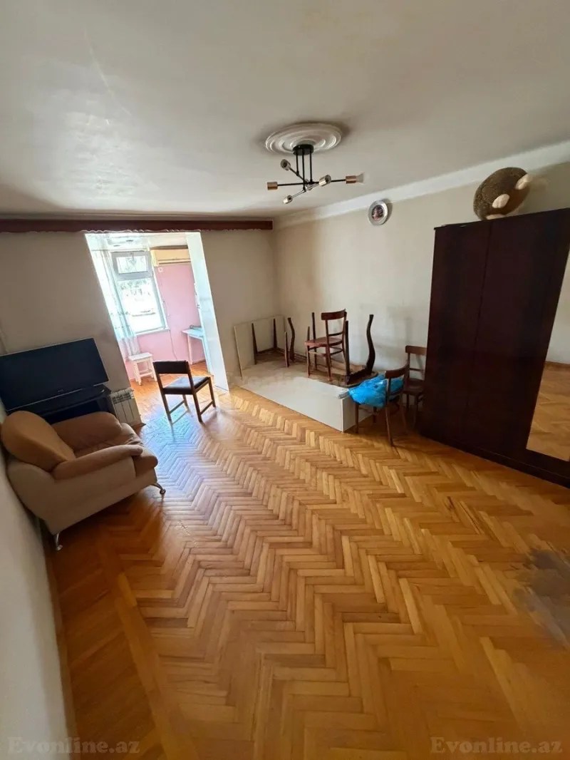 Satılır 2 otaqlı Mənzil Köhnə tikili 45 m² Xətai r. - şəkil 6