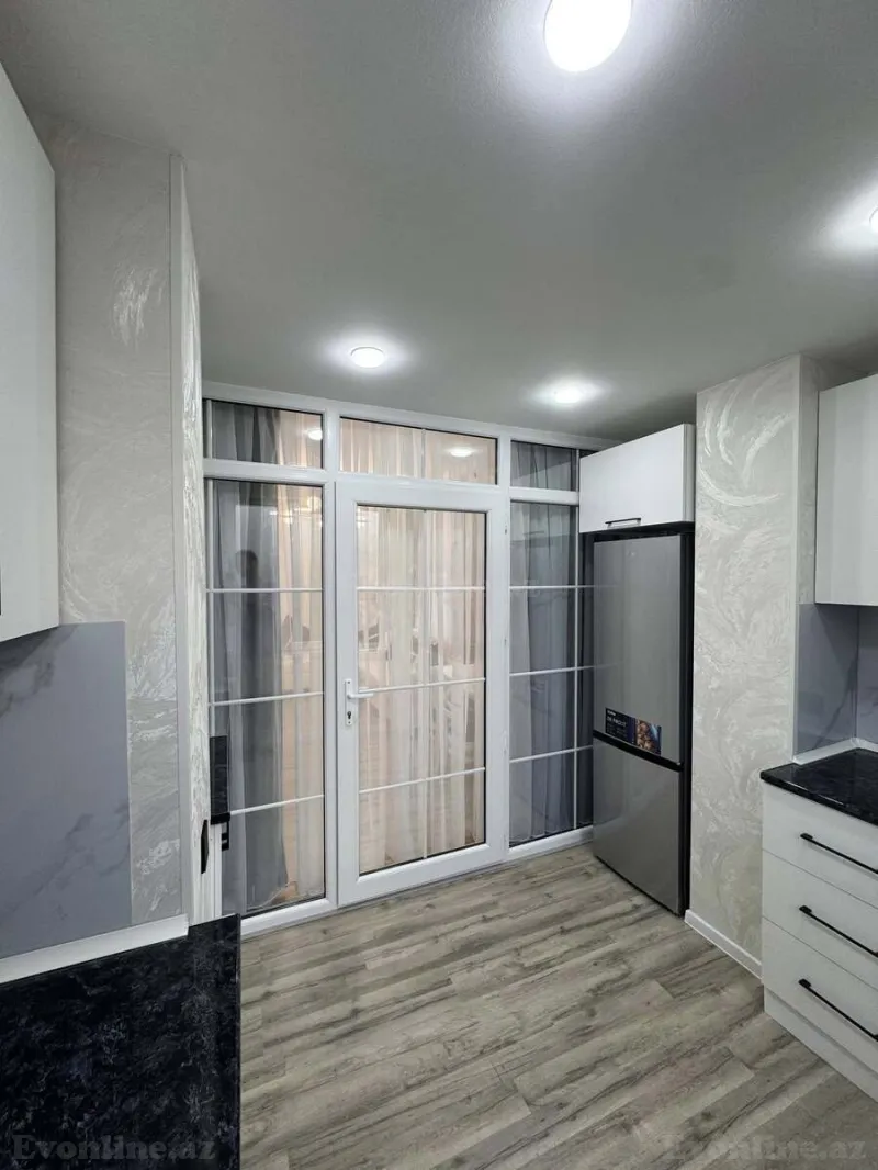 Satılır 2 otaqlı Mənzil Yeni tikili 45 m² Neftçilər m. - şəkil 7