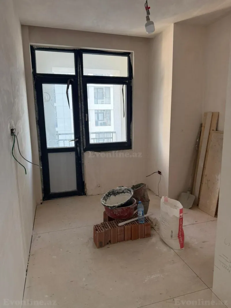 Satılır 3 otaqlı Mənzil Yeni tikili 78 m² 20 Yanvar m. - şəkil 3