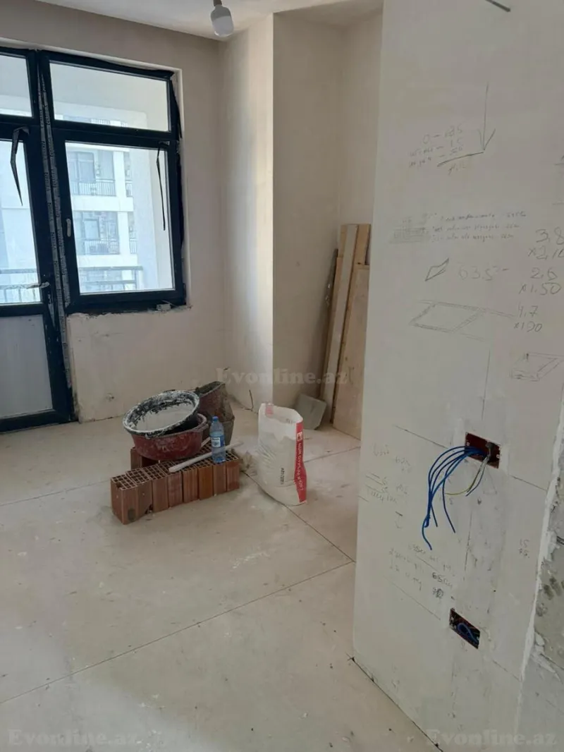 Satılır 3 otaqlı Mənzil Yeni tikili 78 m² 20 Yanvar m. - şəkil 4