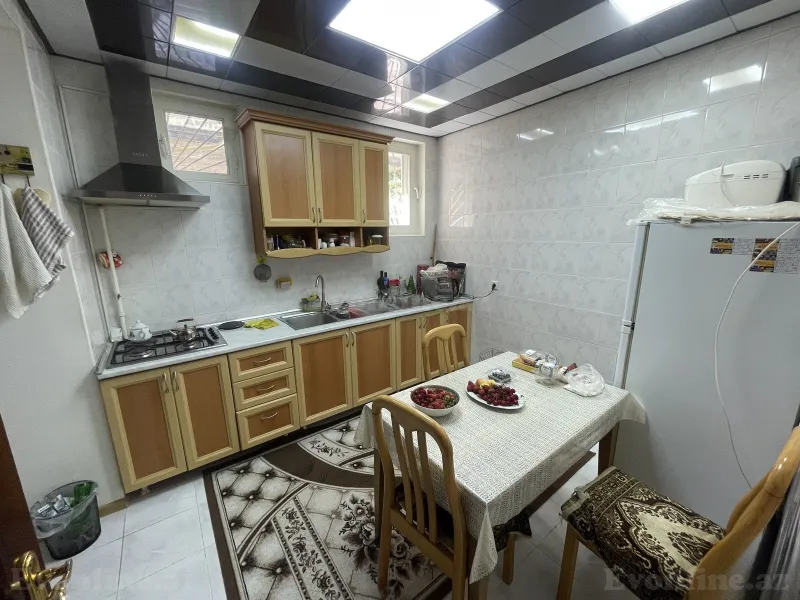 Satılır 3 otaqlı Mənzil Köhnə tikili 95 m² Nəriman Nərimanov m. - şəkil 14