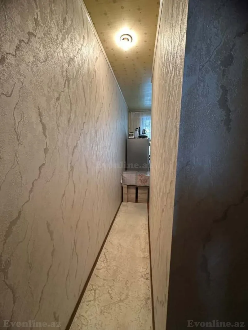 Satılır 3 otaqlı Mənzil Köhnə tikili 70 m² 7-ci mikrorayon - şəkil 2