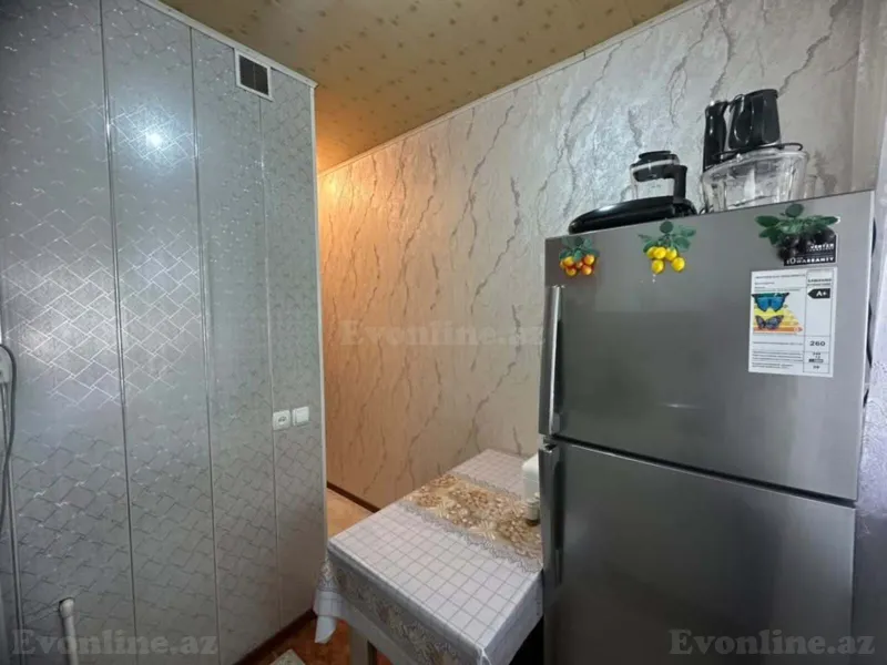 Satılır 3 otaqlı Mənzil Köhnə tikili 70 m² 7-ci mikrorayon - şəkil 13