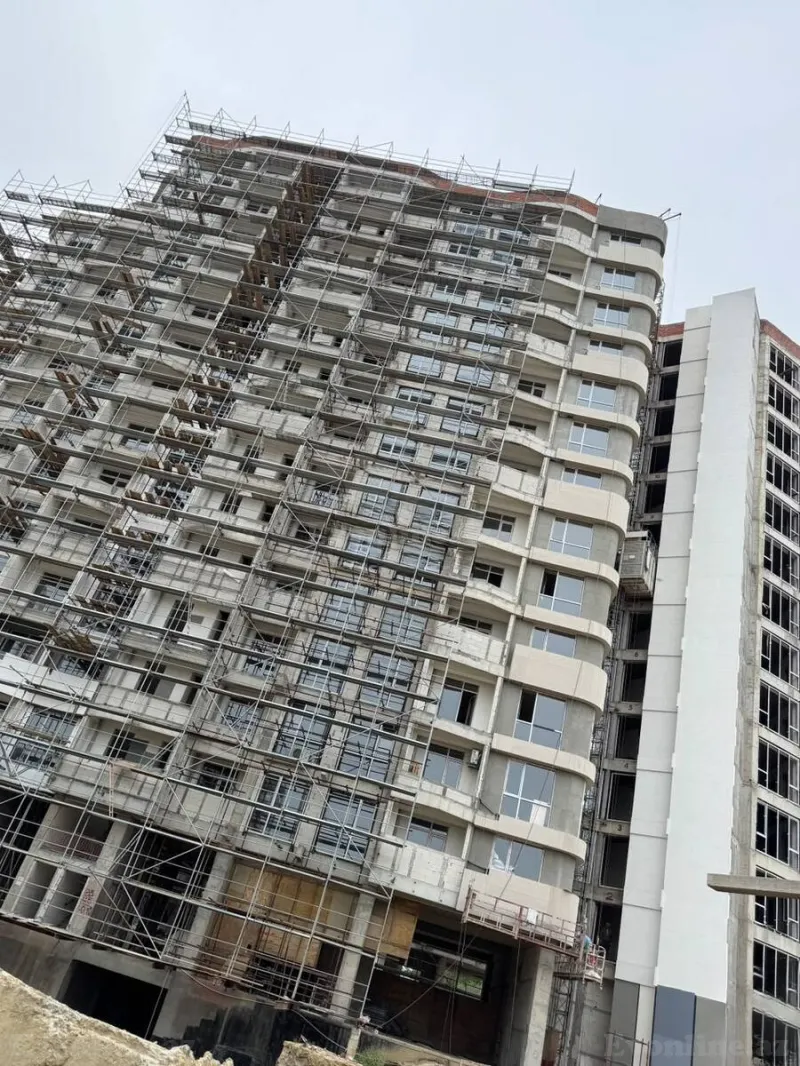 Satılır 1 otaqlı Mənzil Yeni tikili 51 m² Bakıxanov - şəkil 2