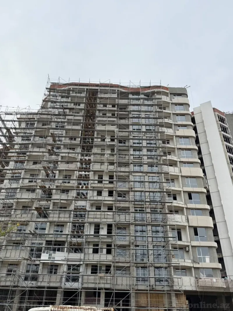 Satılır 1 otaqlı Mənzil Yeni tikili 51 m² Bakıxanov - şəkil 3