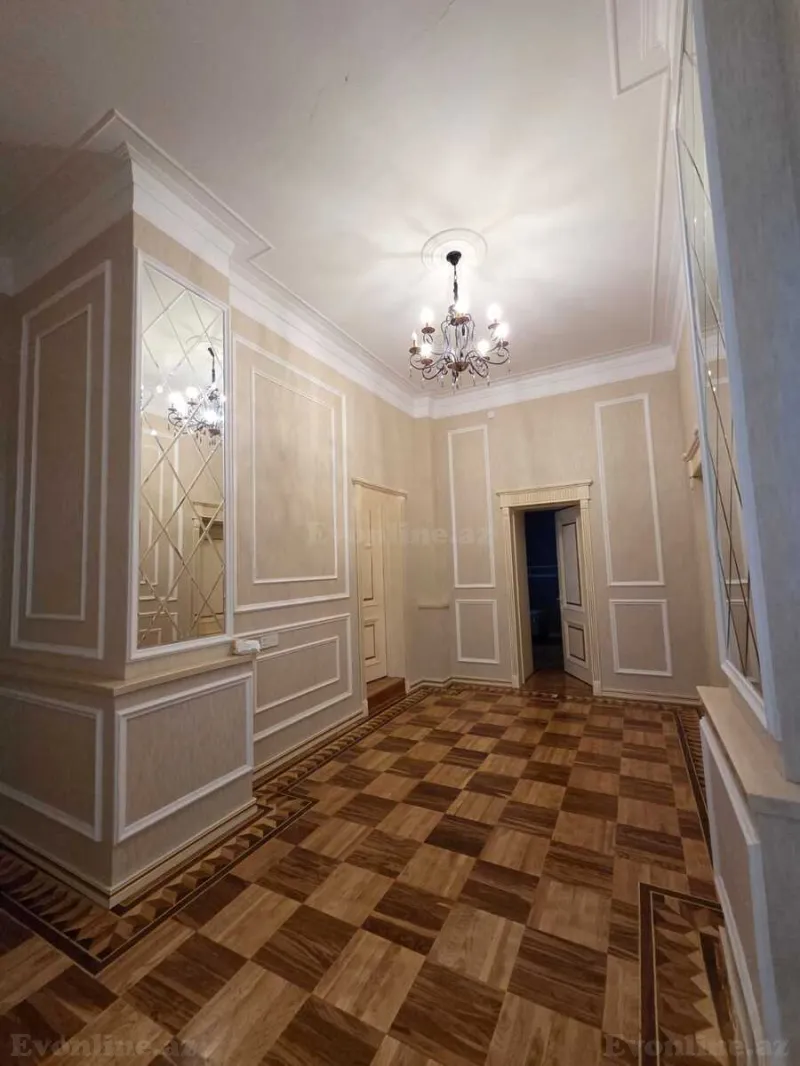 Satılır 4 otaqlı Həyət evi 145 m² Yasamal r. - şəkil 3