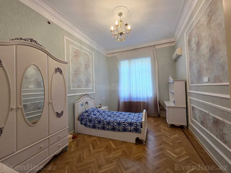 Satılır 4 otaqlı Həyət evi 145 m² Yasamal r. - şəkil 7