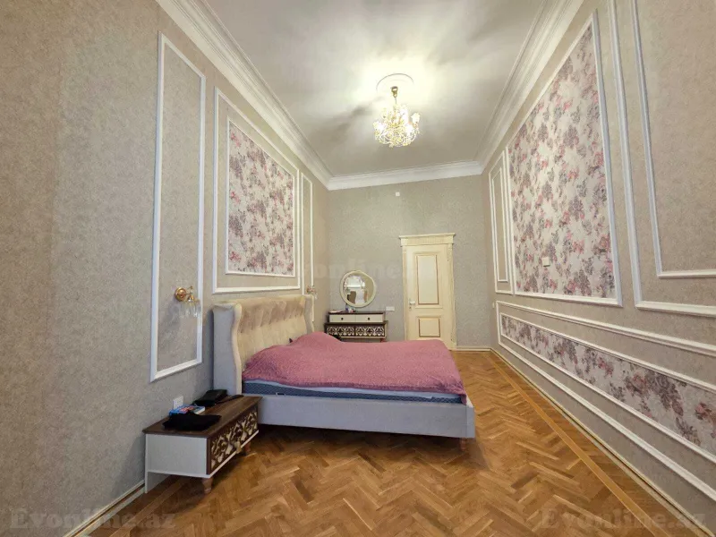 Satılır 4 otaqlı Həyət evi 145 m² Yasamal r. - şəkil 10