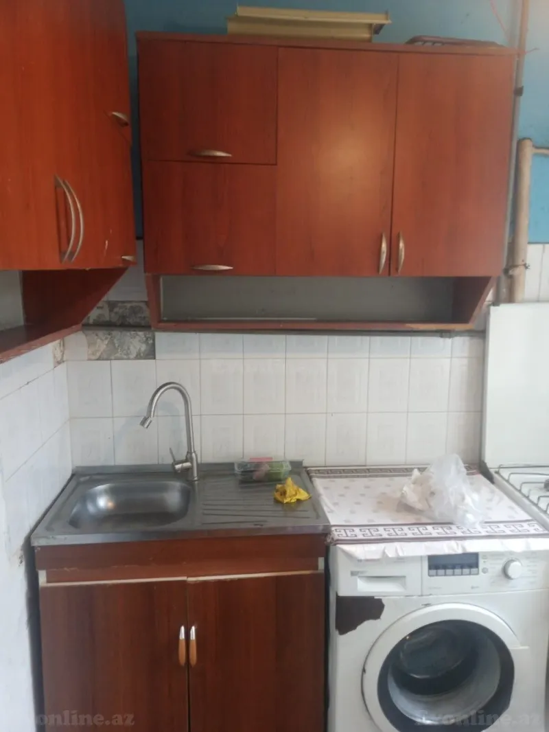 Satılır 1 otaqlı Mənzil Köhnə tikili 35 m² Neftçilər m. - şəkil 4