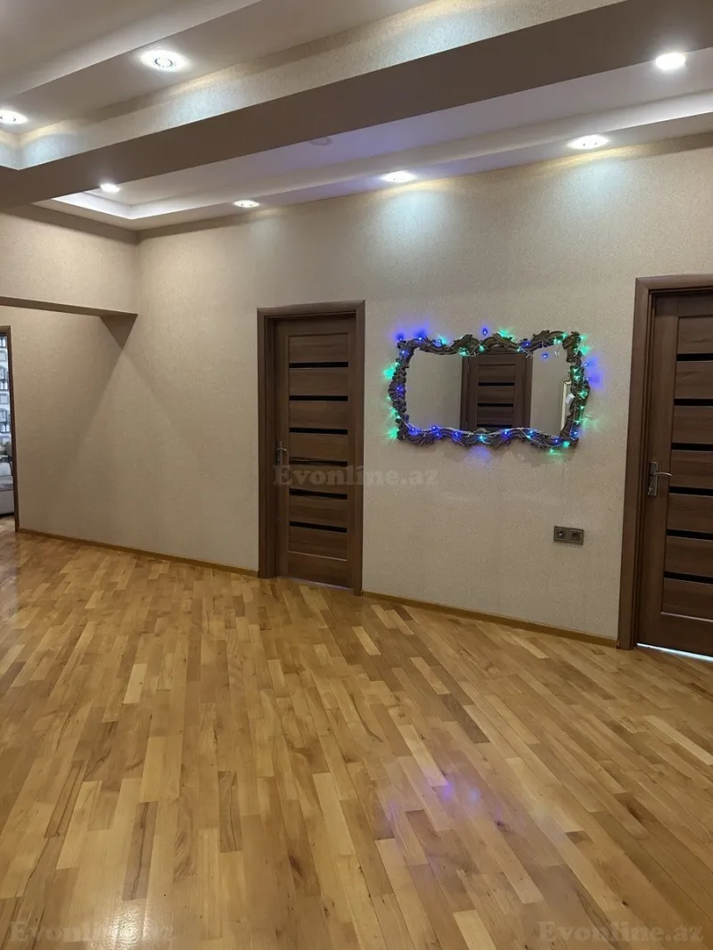 Satılır 4 otaqlı Mənzil Yeni tikili 147 m² Neftçilər m. - şəkil 18