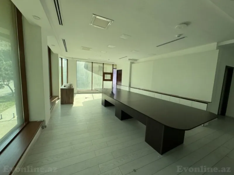 Kirayə verilir Obyekt 1200 m² Elmlər Akademiyası m. - şəkil 4