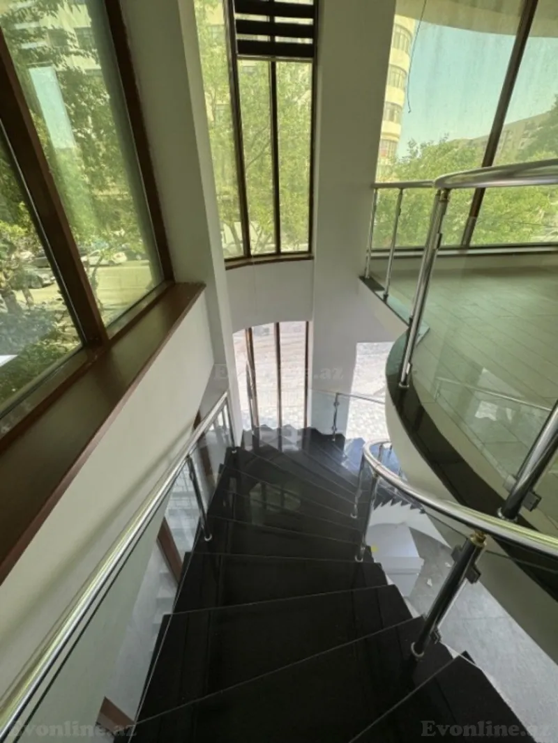 Kirayə verilir Obyekt 1200 m² Elmlər Akademiyası m. - şəkil 7