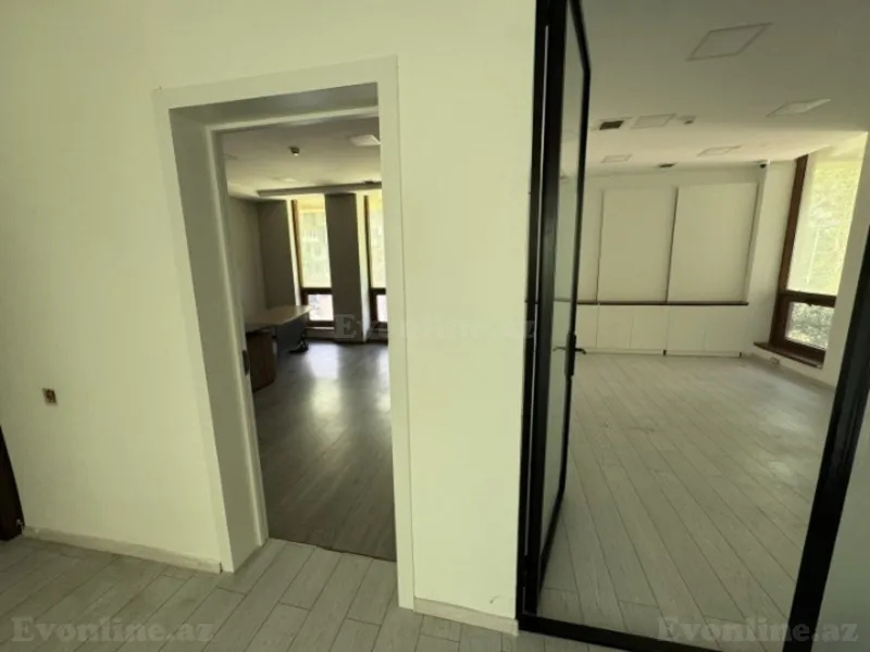 Kirayə verilir Obyekt 1200 m² Elmlər Akademiyası m. - şəkil 12