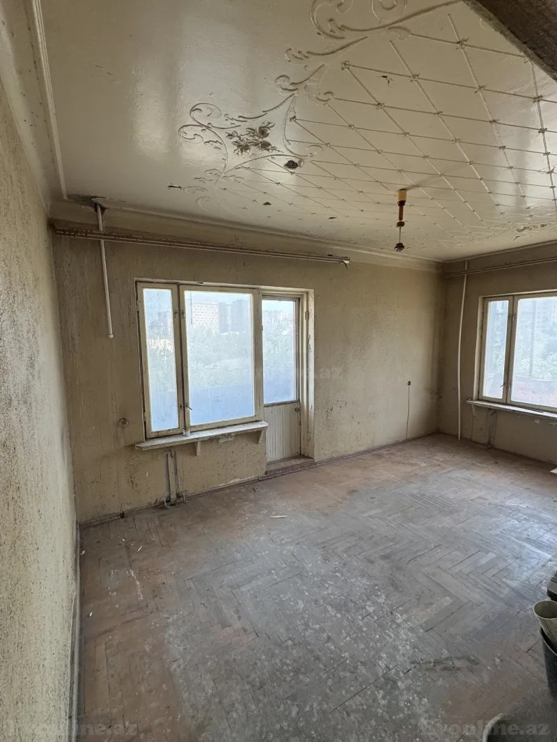 Satılır 1 otaqlı Mənzil Köhnə tikili 45 m² Azadlıq prospekti m. - şəkil 4