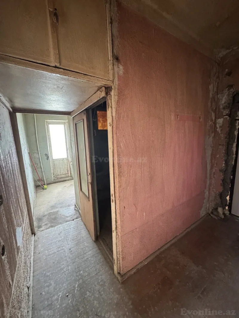 Satılır 1 otaqlı Mənzil Köhnə tikili 45 m² Azadlıq prospekti m. - şəkil 5