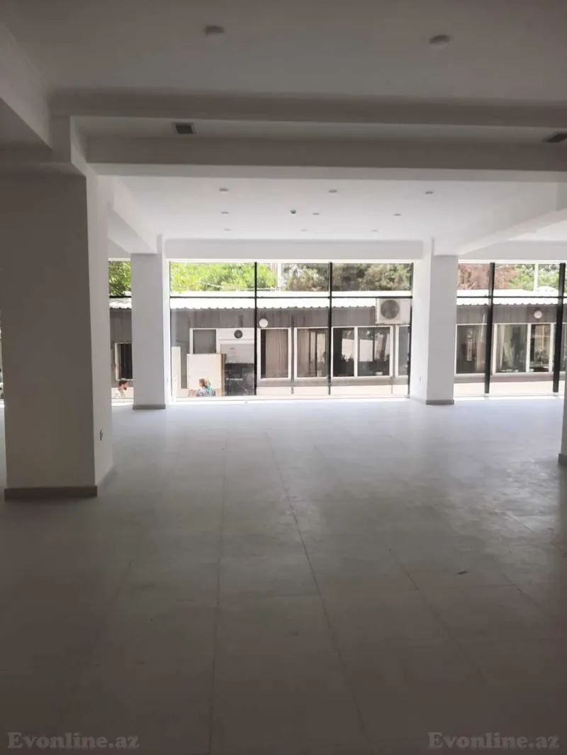 Obyekt 427 m² 28 May m. Kirayə verilir