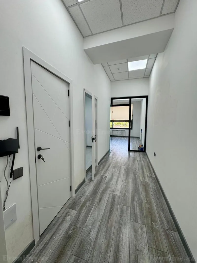 Kirayə verilir Ofis 40 m² Nəsimi r. - şəkil 2