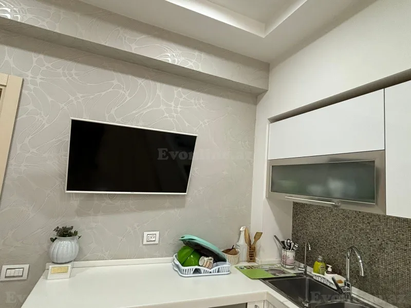 Kirayə verilir 3 otaqlı Mənzil Yeni tikili 140 m² Səbail r. - şəkil 7