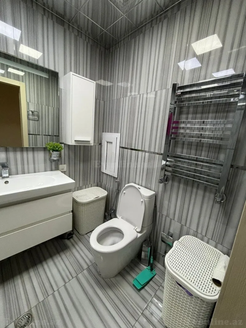 Kirayə verilir 3 otaqlı Mənzil Yeni tikili 140 m² Səbail r. - şəkil 9
