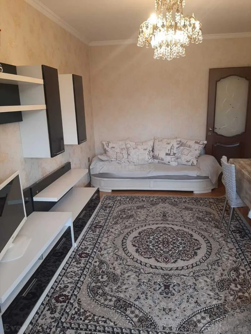 Satılır 3 otaqlı Mənzil Köhnə tikili 80 m² Nizami m. - şəkil 4