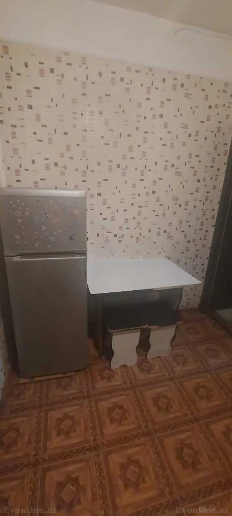 Satılır 2 otaqlı Mənzil Köhnə tikili 65 m² Xalqlar Dostluğu m. - şəkil 4