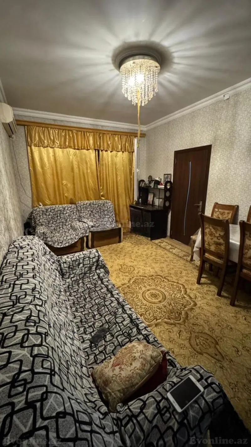 Satılır 2 otaqlı Mənzil Köhnə tikili 55 m² Memar Əcəmi m.