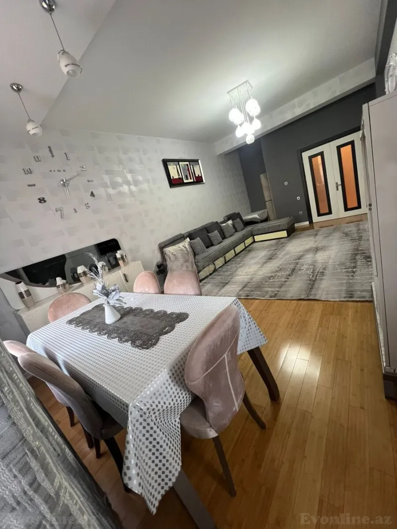 Satılır 4 otaqlı Mənzil Yeni tikili 150 m² İnşaatçılar m. - şəkil 3