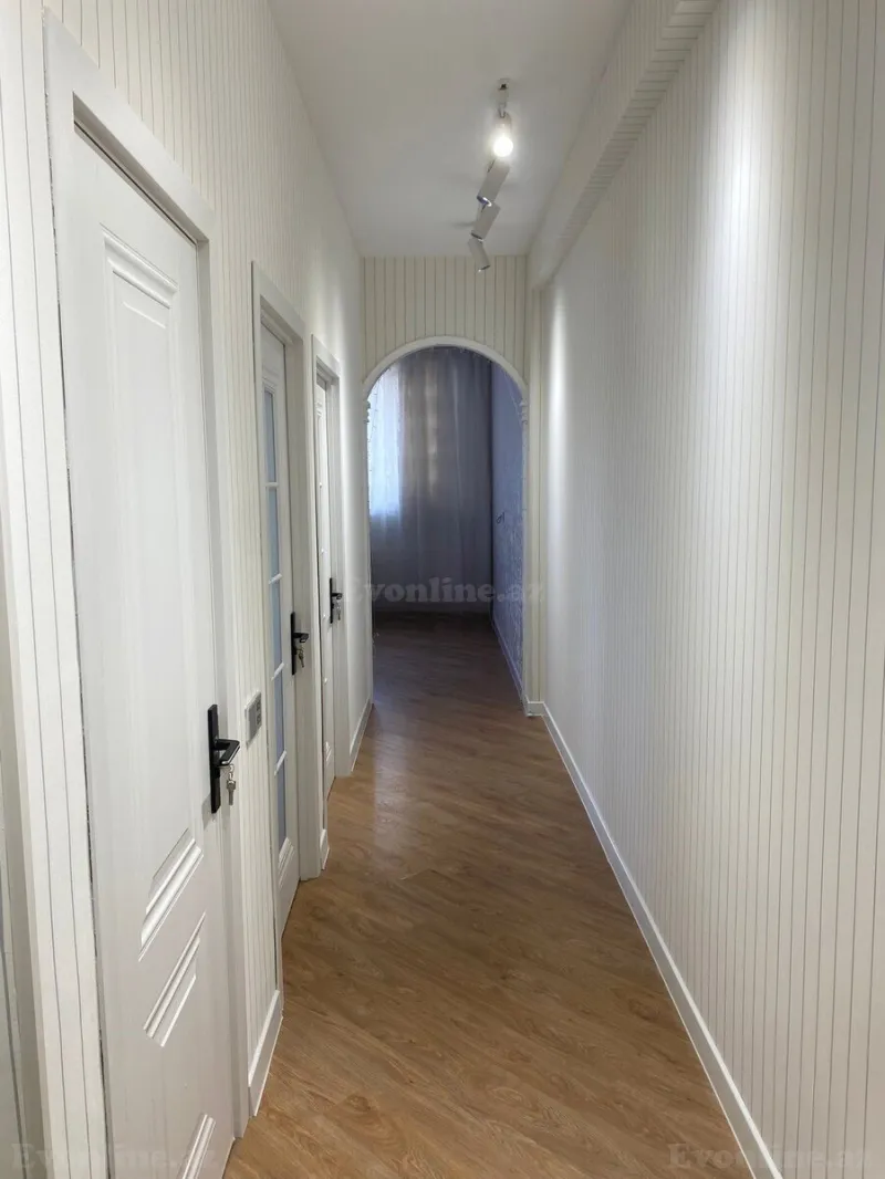 Satılır 2 otaqlı Mənzil Yeni tikili 55 m² Yasamal r. - şəkil 12
