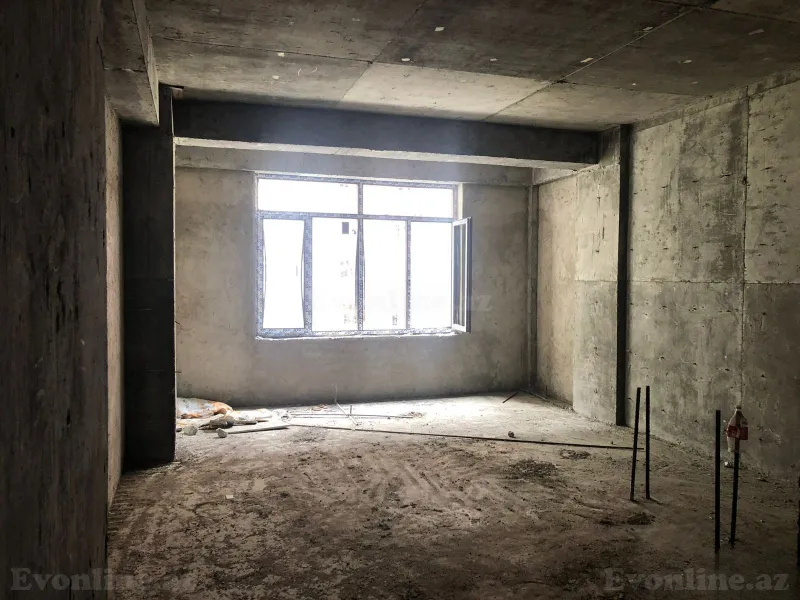 Satılır 4 otaqlı Mənzil Yeni tikili 187 m² 28 May m. - şəkil 3