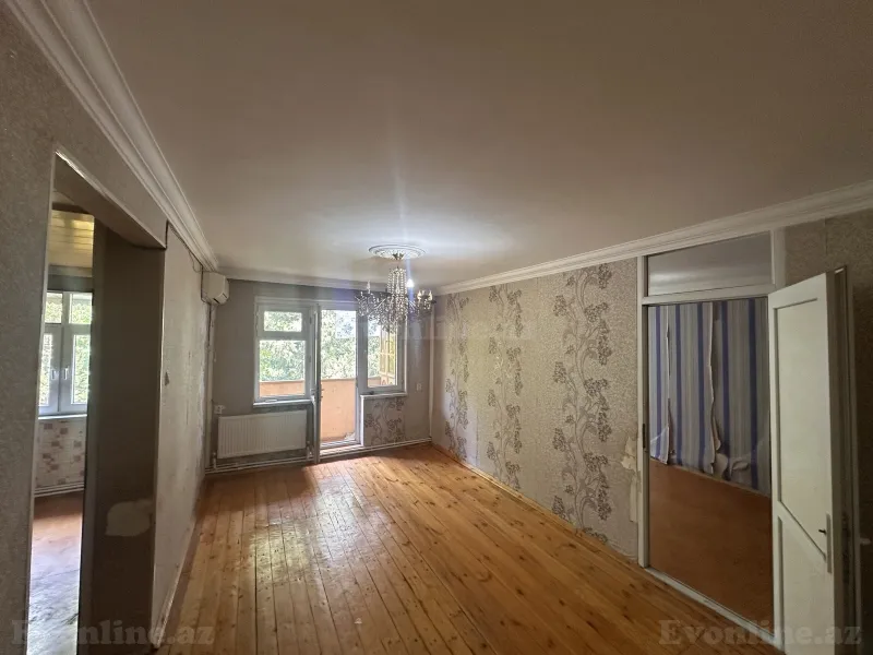 Satılır 2 otaqlı Mənzil Köhnə tikili 56 m² Mingəçevir - şəkil 2