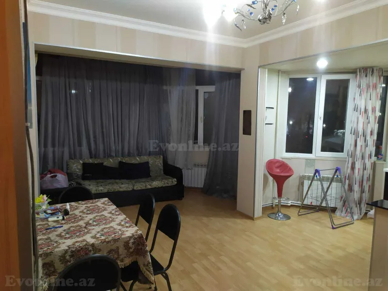 2 otaqlı Mənzil 65 m² 8 Noyabr m. Kirayə verilir