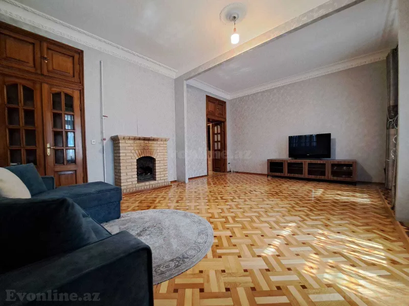 Kirayə verilir 2 otaqlı Mənzil Köhnə tikili 80 m² Səbail r. - şəkil 4
