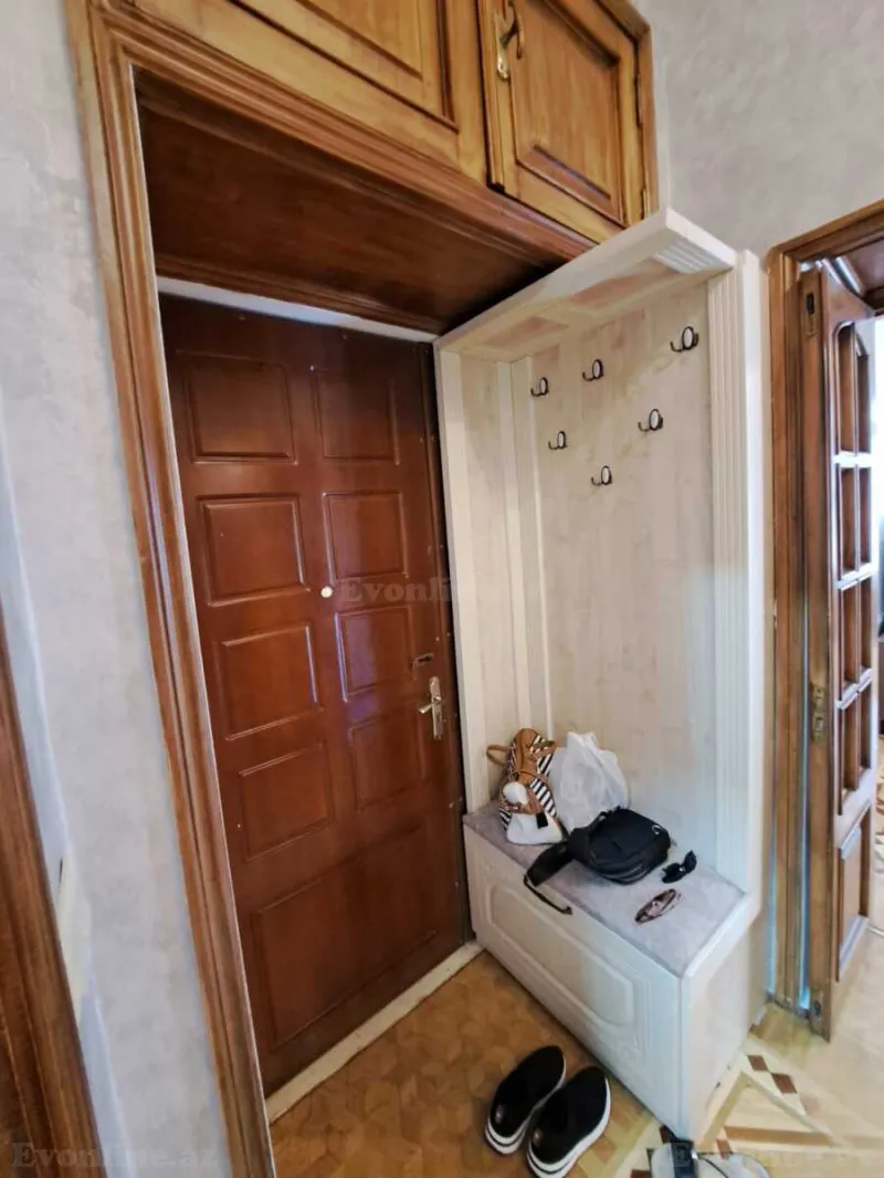 Kirayə verilir 2 otaqlı Mənzil Köhnə tikili 80 m² Səbail r. - şəkil 17