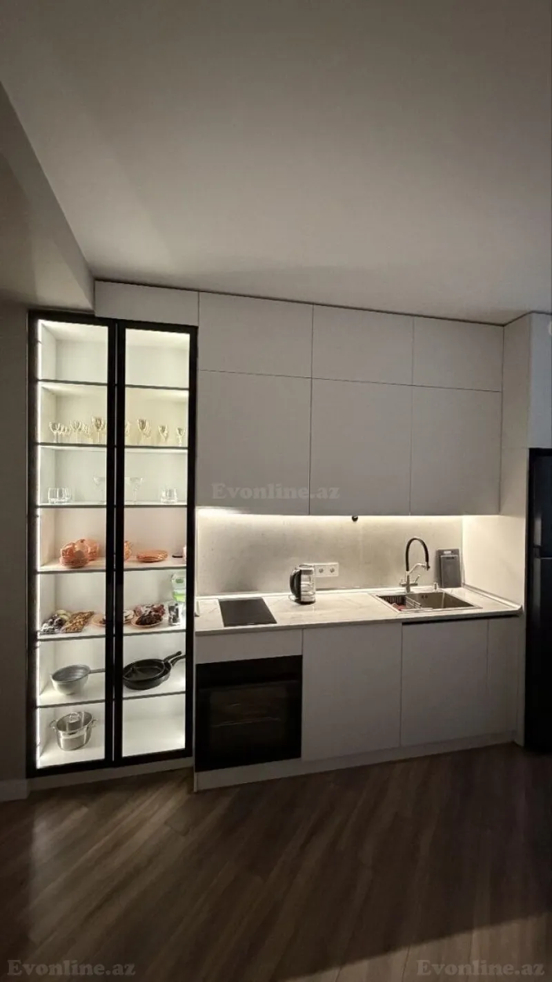 2 otaqlı Mənzil 47 m² 20 Yanvar m. Kirayə verilir