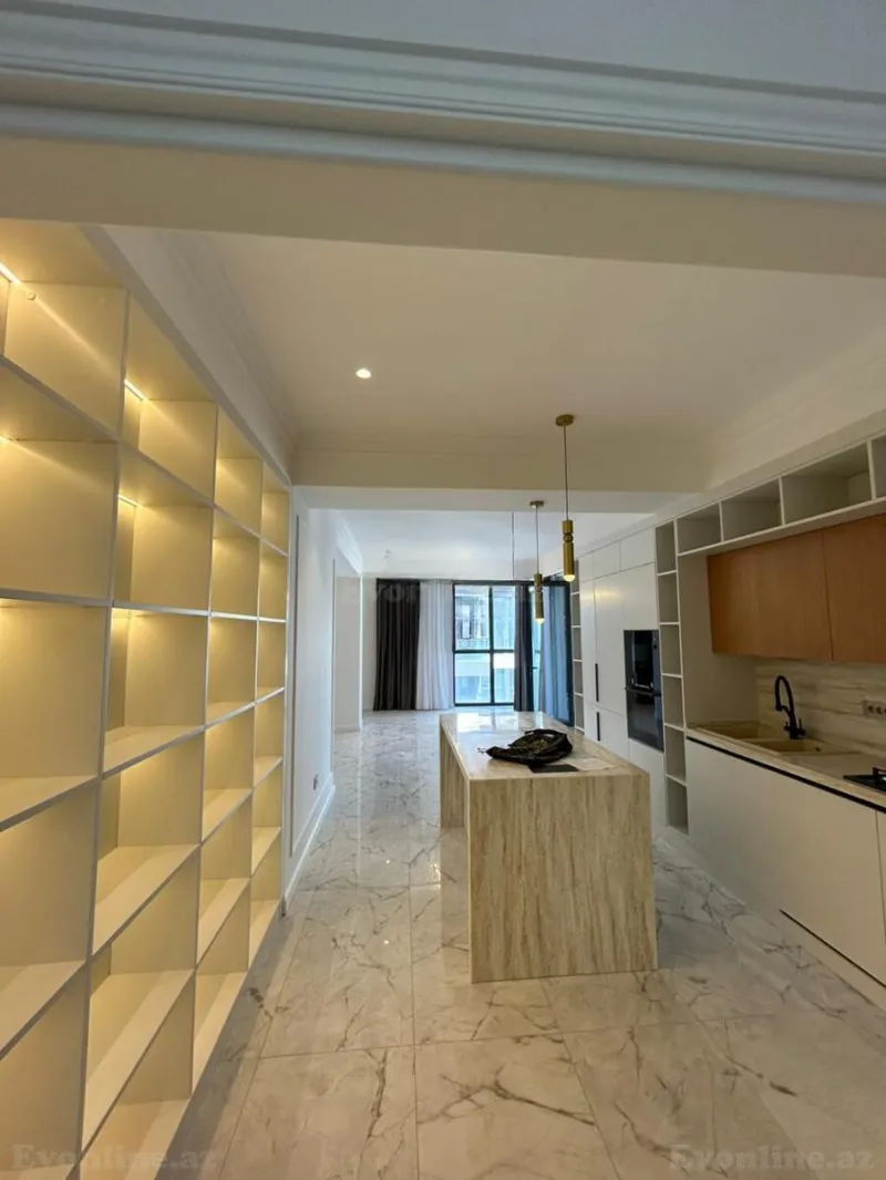 Kirayə verilir 4 otaqlı Mənzil Yeni tikili 165 m² Səbail r. - şəkil 8