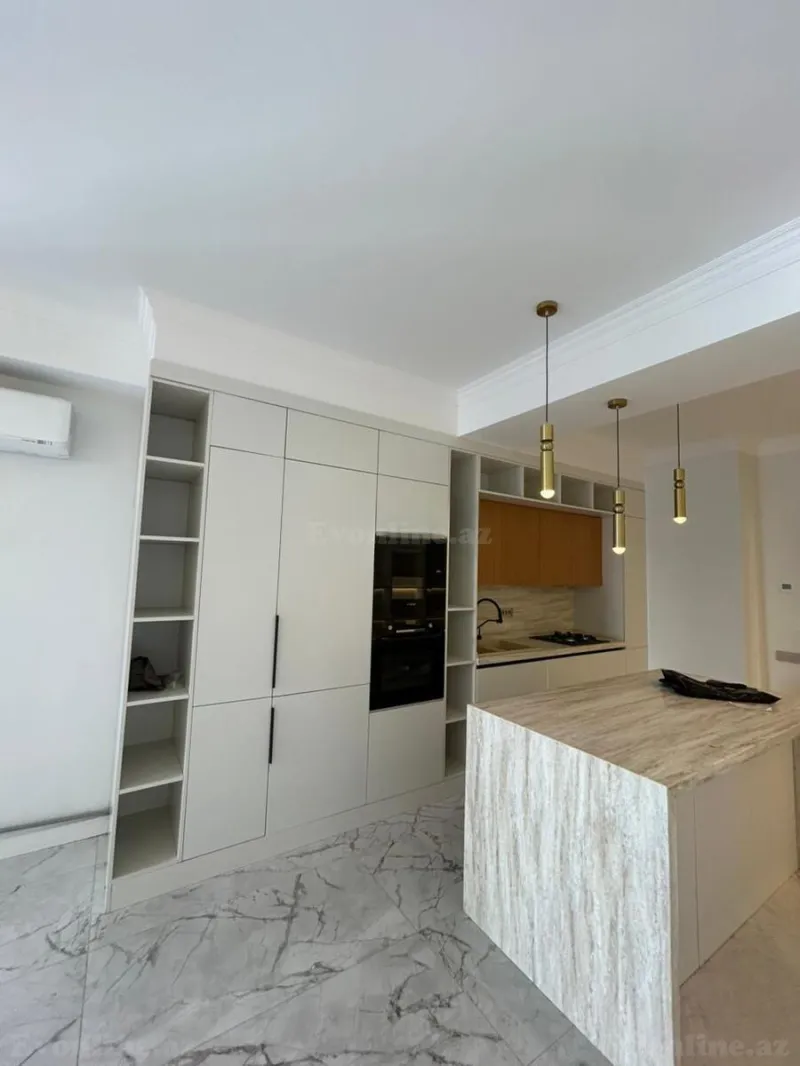 Kirayə verilir 4 otaqlı Mənzil Yeni tikili 165 m² Səbail r. - şəkil 9