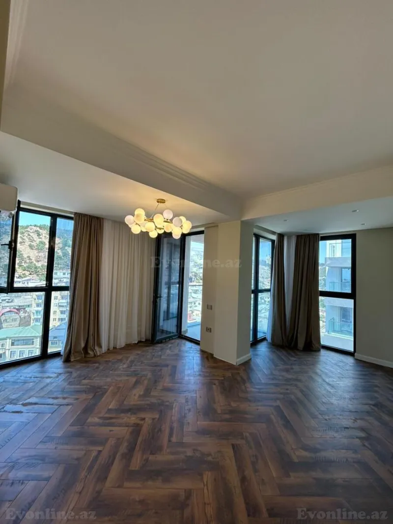 Kirayə verilir 4 otaqlı Mənzil Yeni tikili 165 m² Səbail r. - şəkil 10
