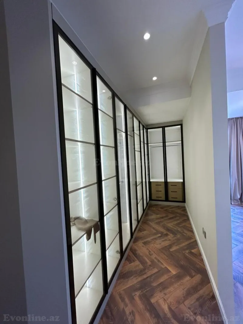 Kirayə verilir 4 otaqlı Mənzil Yeni tikili 165 m² Səbail r. - şəkil 12