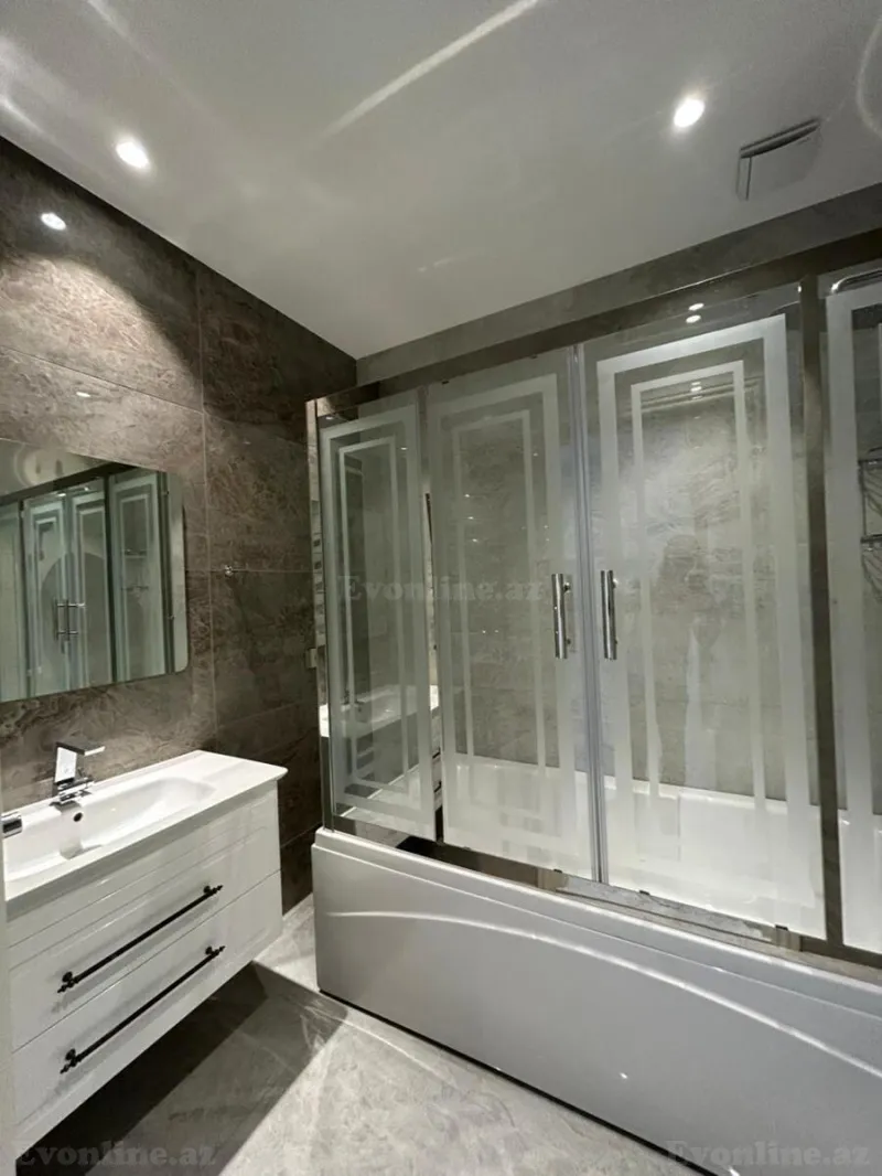 Kirayə verilir 4 otaqlı Mənzil Yeni tikili 165 m² Səbail r. - şəkil 24