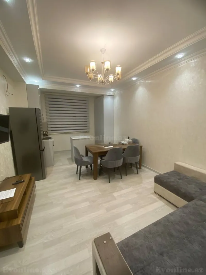 3 otaqlı Mənzil 80 m² 20 Yanvar m. Kirayə verilir