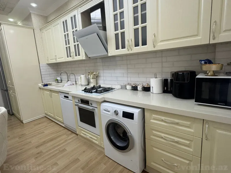 Satılır 4 otaqlı Mənzil Yeni tikili 146 m² Nərimanov r. - şəkil 7