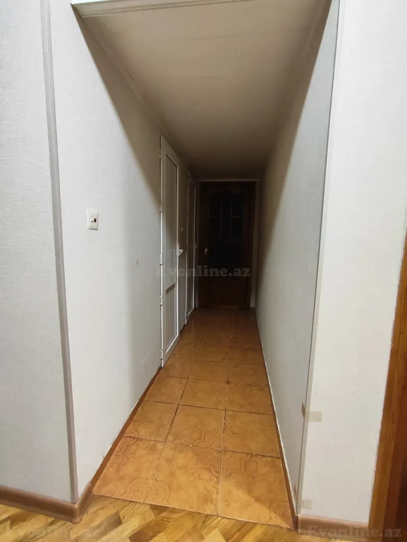 Satılır 4 otaqlı Mənzil Köhnə tikili 100 m² Əhmədli m. - şəkil 8