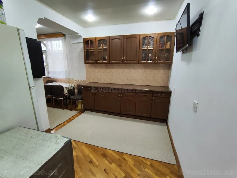 Satılır 4 otaqlı Mənzil Köhnə tikili 100 m² Əhmədli m. - şəkil 14