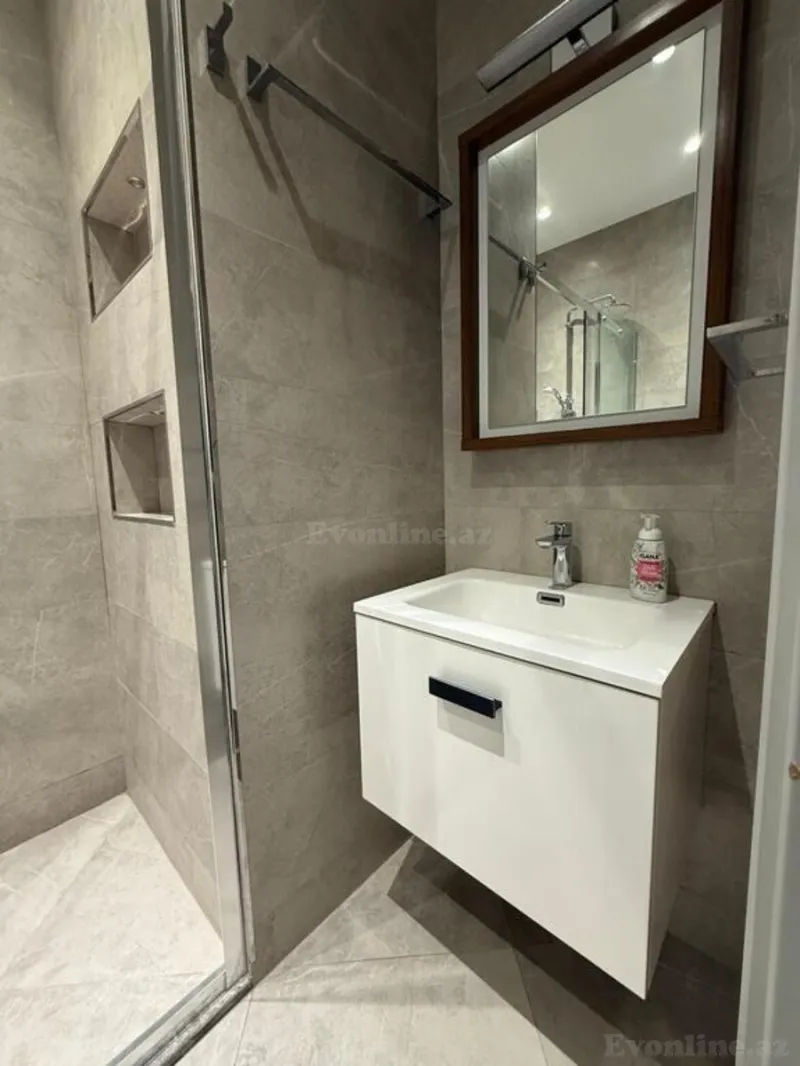 Kirayə verilir 4 otaqlı Mənzil Yeni tikili 180 m² Ağ şəhər - şəkil 22